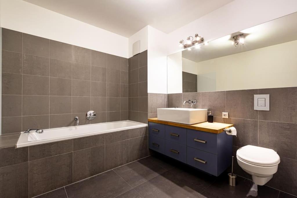 Urbannest Szafarnia 7-71 Apartment Гданск Екстериор снимка